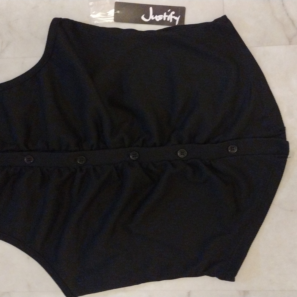 Justify button front halter. - Picture 3 of 11